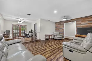 6313 Wynglow Ln, Orlando, FL 32818 - Photo 9