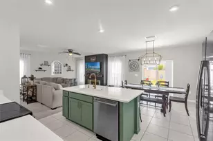 35179 Brienne St, Zephyrhills, FL 33541 - Photo 13