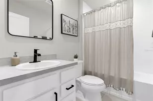 35179 Brienne St, Zephyrhills, FL 33541 - Photo 23