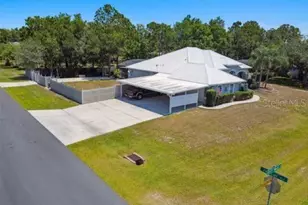 1900 Griff Wood Ct, Saint Cloud, FL 34772 - Photo 5