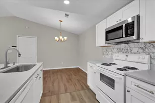 8915 Latrec Ave, Orlando, FL 32819 - Photo 7