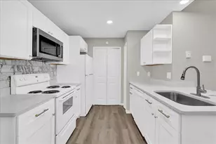 8915 Latrec Ave, Orlando, FL 32819 - Photo 5
