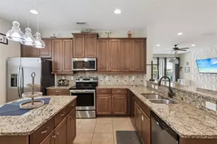 7605 Brookhurst Ln, Kissimmee, FL 34747 - Photo 21