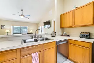 630 Thousand Oaks Blvd, Davenport, FL 33896 - Photo 5