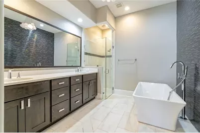 653 E Jackson Street, Orlando, FL 32801 - Photo 23