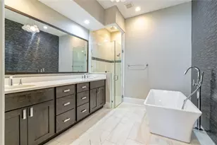 653 E Jackson St, Orlando, FL 32801 - Photo 23