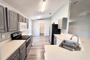 15937 Wilkinson Dr, Clermont, FL 34714 - Photo 5