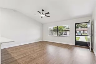 12441 Orangewood Cir, Tavares, FL 32778 - Photo 7