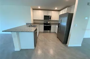 4603 Sand Dollar Wy, Zephyrhills, FL 33541 - Photo 3