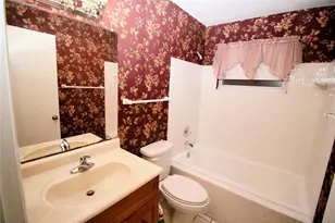 1033 Glenham Dr NE, Palm Bay, FL 32905 - Photo 7