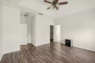 12324 Streambed Dr, Riverview, FL 33579 - Photo 9
