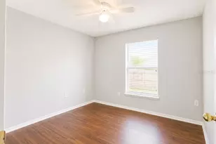 508 Pointe Allyson Way, Orlando, FL 32825 - Photo 9