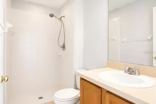 508 Pointe Allyson Way, Orlando, FL 32825 - Photo 7