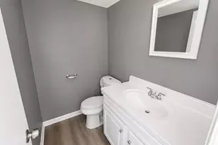 2779 L B McLeod Rd, Orlando, FL 32805 - Photo 5