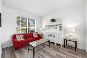 216 Sevilla Ave, Davenport, FL 33897 - Photo 5