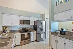 2821 Lone Feather Dr, Orlando, FL 32837 - Photo 11