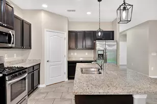 736 E Victoria Trails Blvd, Deland, FL 32724 - Photo 13