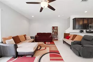 1136 E 10th St, Apopka, FL 32703 - Photo 3