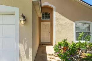 2944 Cool Breeze Cir, Saint Cloud, FL 34769 - Photo 3