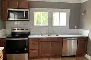 201 E Voorhis Ave, Deland, FL 32724 - Photo 3