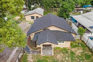 517 Oak St, Auburndale, FL 33823 - Photo 1