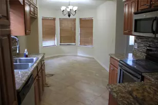 10579 Satinwood Cir, Orlando, FL 32825 - Photo 5
