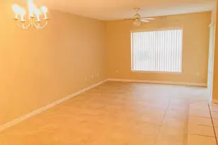 2764 Club Cortile Cir, Kissimmee, FL 34746 - Photo 3