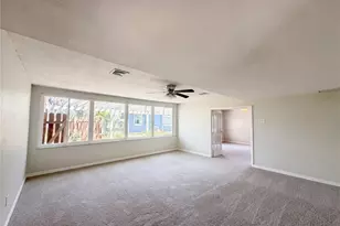 900 Oak Dr, Leesburg, FL 34748 - Photo 13