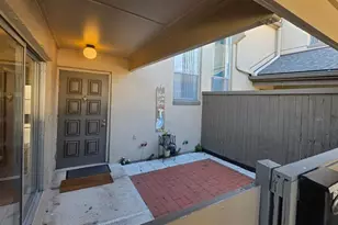 550 Windmeadows St, Altamonte Springs, FL 32701 - Photo 3