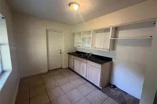 4227 Lake Lawne Ave, Orlando, FL 32808 - Photo 7
