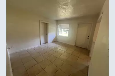 4227 Lake Lawne Avenue, Orlando, FL 32808 - Photo 13