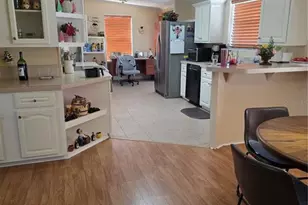 4025 Myrtle Oak Ct, Zellwood, FL 32798 - Photo 5