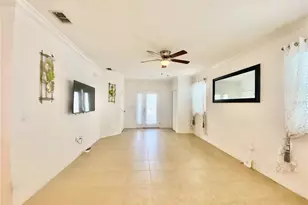 2285 Canyon Breeze Ave, Kissimmee, FL 34746 - Photo 3
