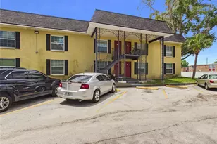 2800 E 113th Ave, Tampa, FL 33612 - Photo 1