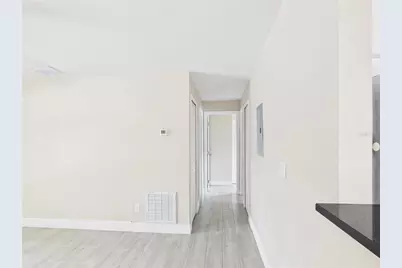 2800 E 113th Avenue #219, Tampa, FL 33612 - Photo 7