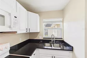 2800 E 113th Ave, Tampa, FL 33612 - Photo 5