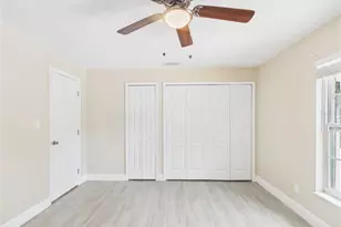 2800 E 113th Ave, Tampa, FL 33612 - Photo 11