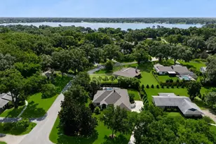 1215 Gray Ct, Eustis, FL 32726 - Photo 11