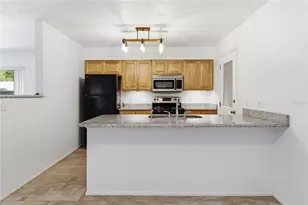 10455 Manassas Cir, Orlando, FL 32821 - Photo 7