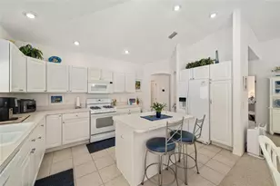 17239 SE 84th Knight Ave, The Villages, FL 32162 - Photo 9
