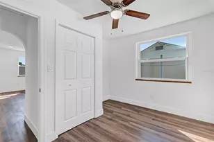 2027 30th Ave N, Saint Petersburg, FL 33713 - Photo 17