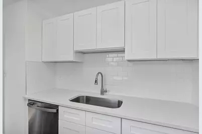 2027 30th Avenue N #TOP UNIT, Saint Petersburg, FL 33713 - Photo 9