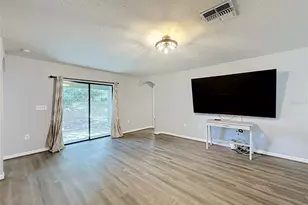 4475 Caicos Dr, Tavares, FL 32778 - Photo 11