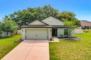 4475 Caicos Dr, Tavares, FL 32778 - Photo 1