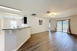 4475 Caicos Dr, Tavares, FL 32778 - Photo 7
