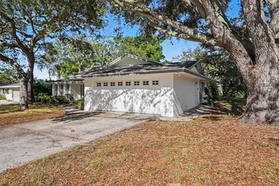 209 15th Street, Palm Harbor, FL 34683 - Photo 3