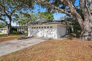 209 15th St, Palm Harbor, FL 34683 - Photo 3