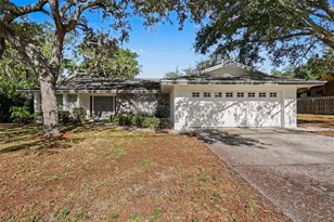 209 15th St, Palm Harbor, FL 34683 - Photo 1