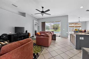 6717 Guilford Crest Dr, Apollo Beach, FL 33572 - Photo 5