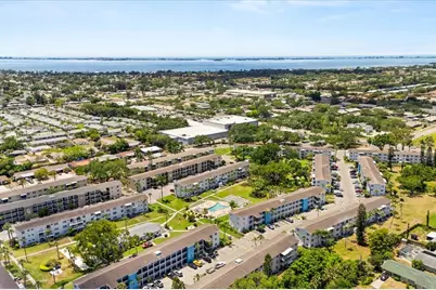 2425 Flamingo Boulevard #K28, Bradenton, FL 34207 - Photo 9